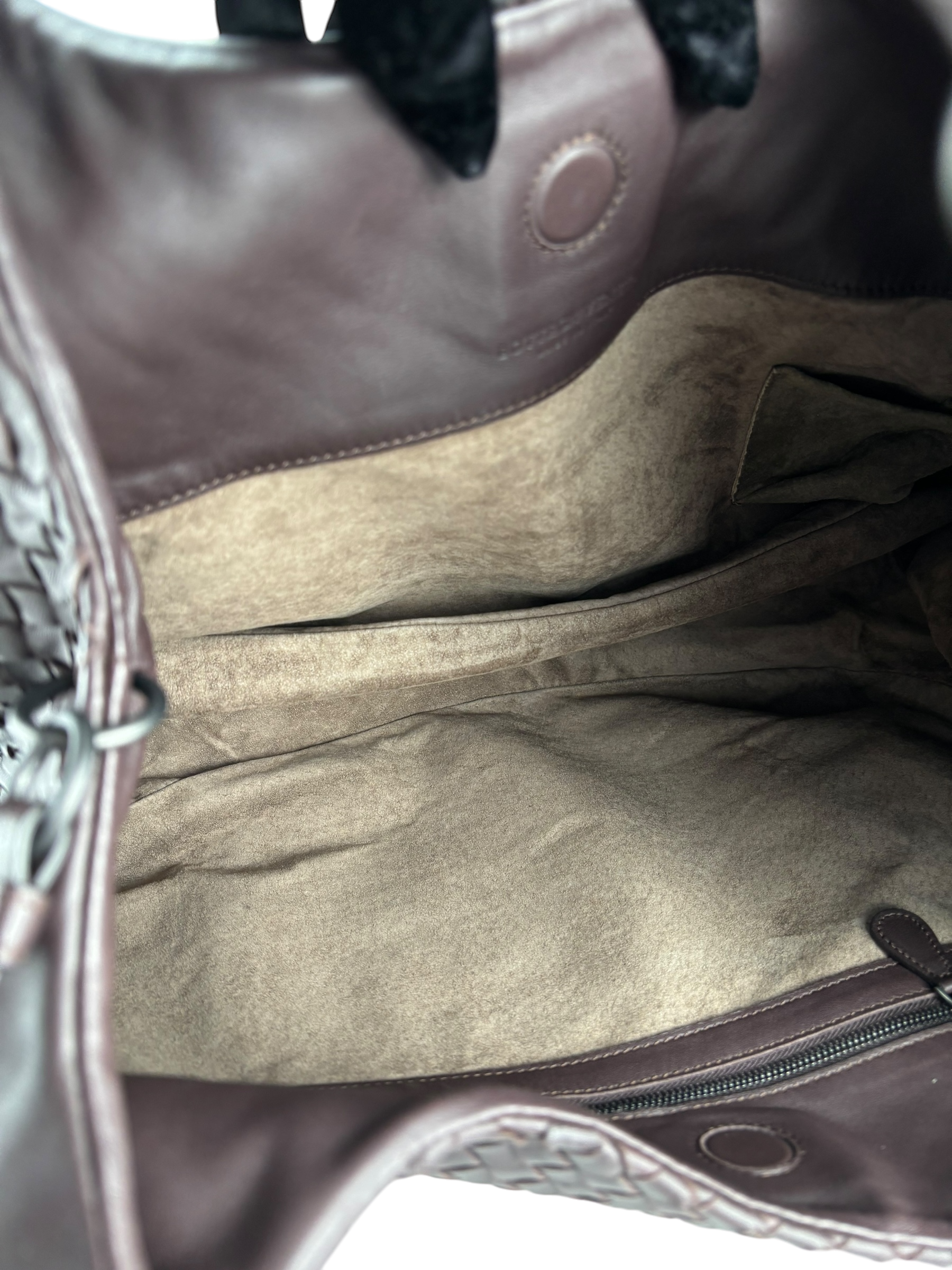 BOTTEGA VENETA - Dark Red Lambskin Campana Leather HandBag