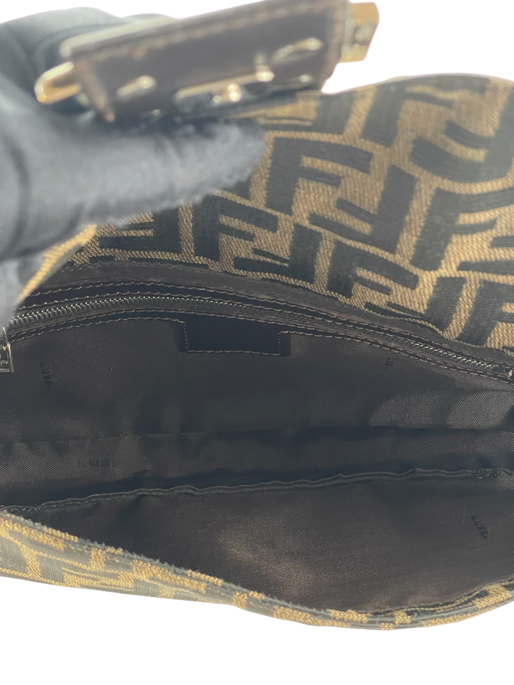 FENDI - Brown Zucca Baguette Handbag Silver Hardware