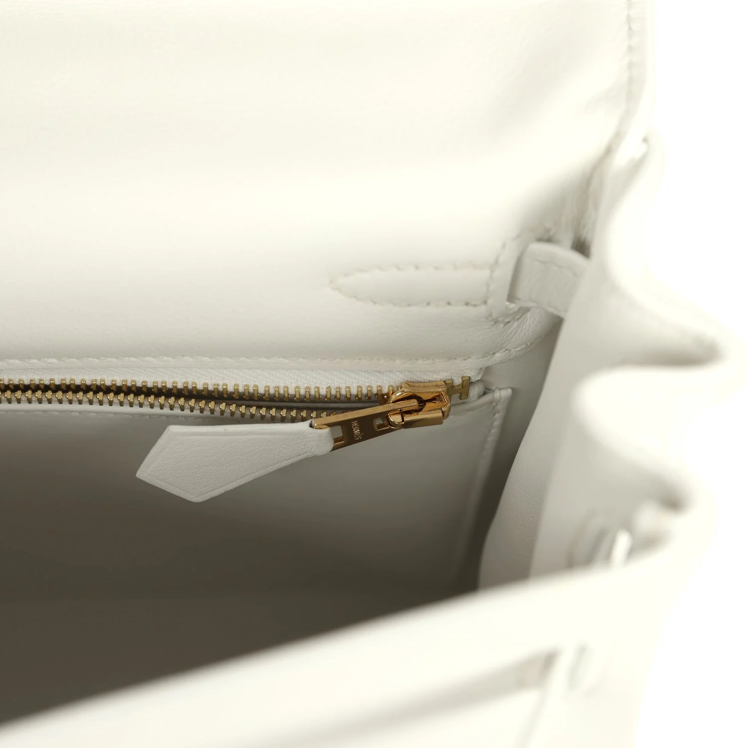 Hermes Kelly Retourne 25 New White Swift Gold Hardware