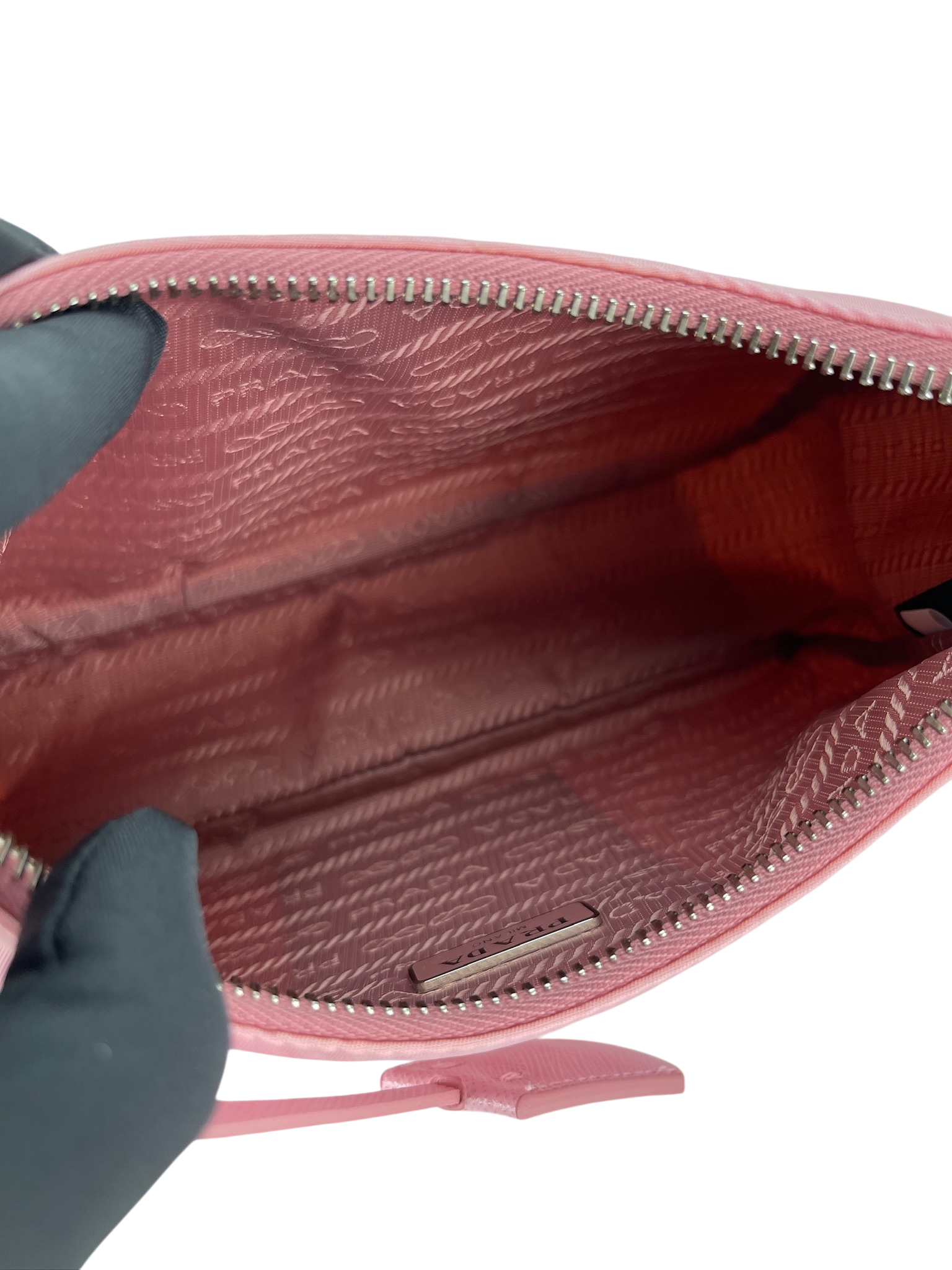 PRADA - Re-Edition 2005 Pink Nylon Bag