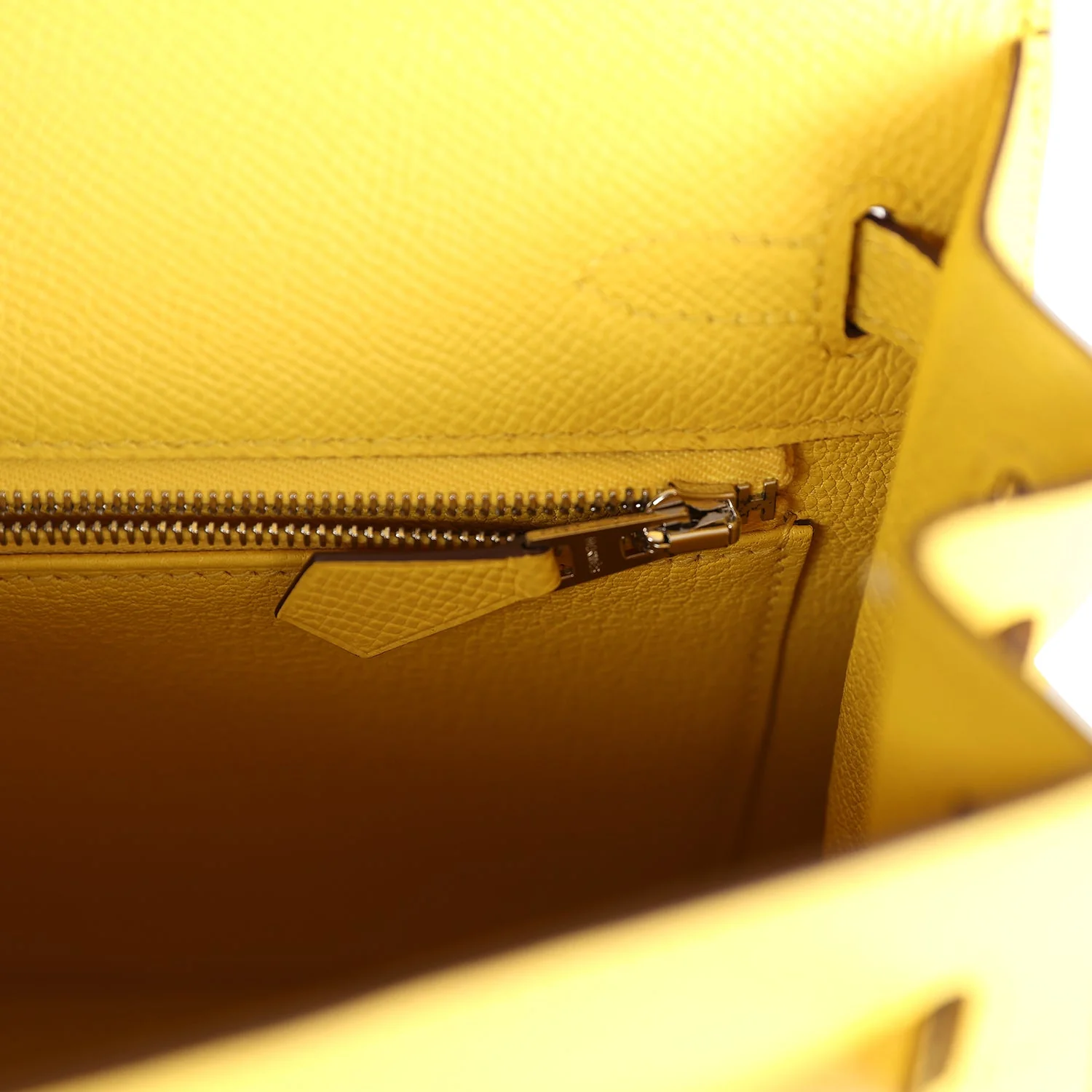 Pre-owned Hermes Kelly Sellier 25 Jaune De Naples Epsom Palladium Hardware