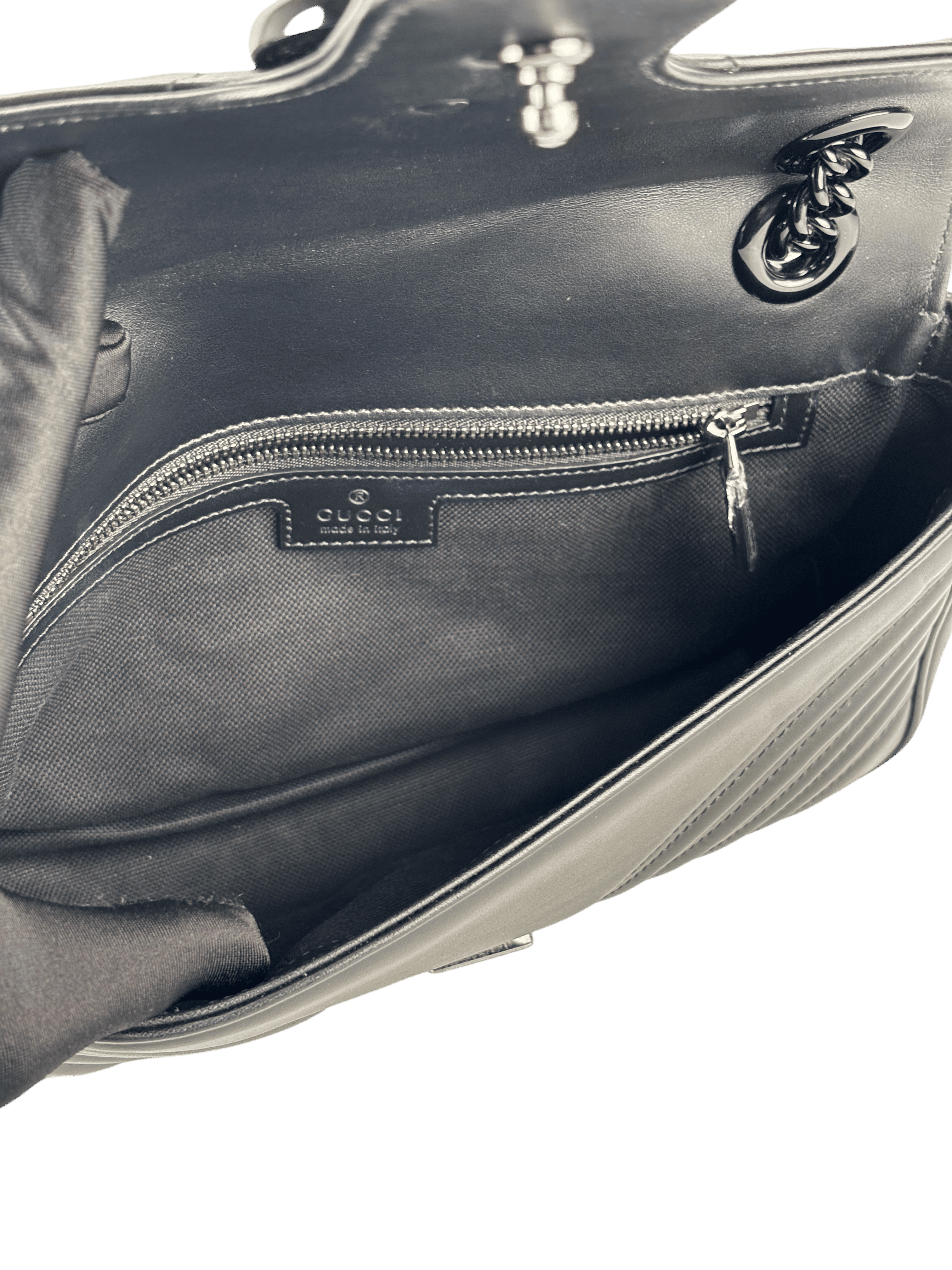 GUCCI - Black GG Marmont Medium Matelasse Shoulder Bag