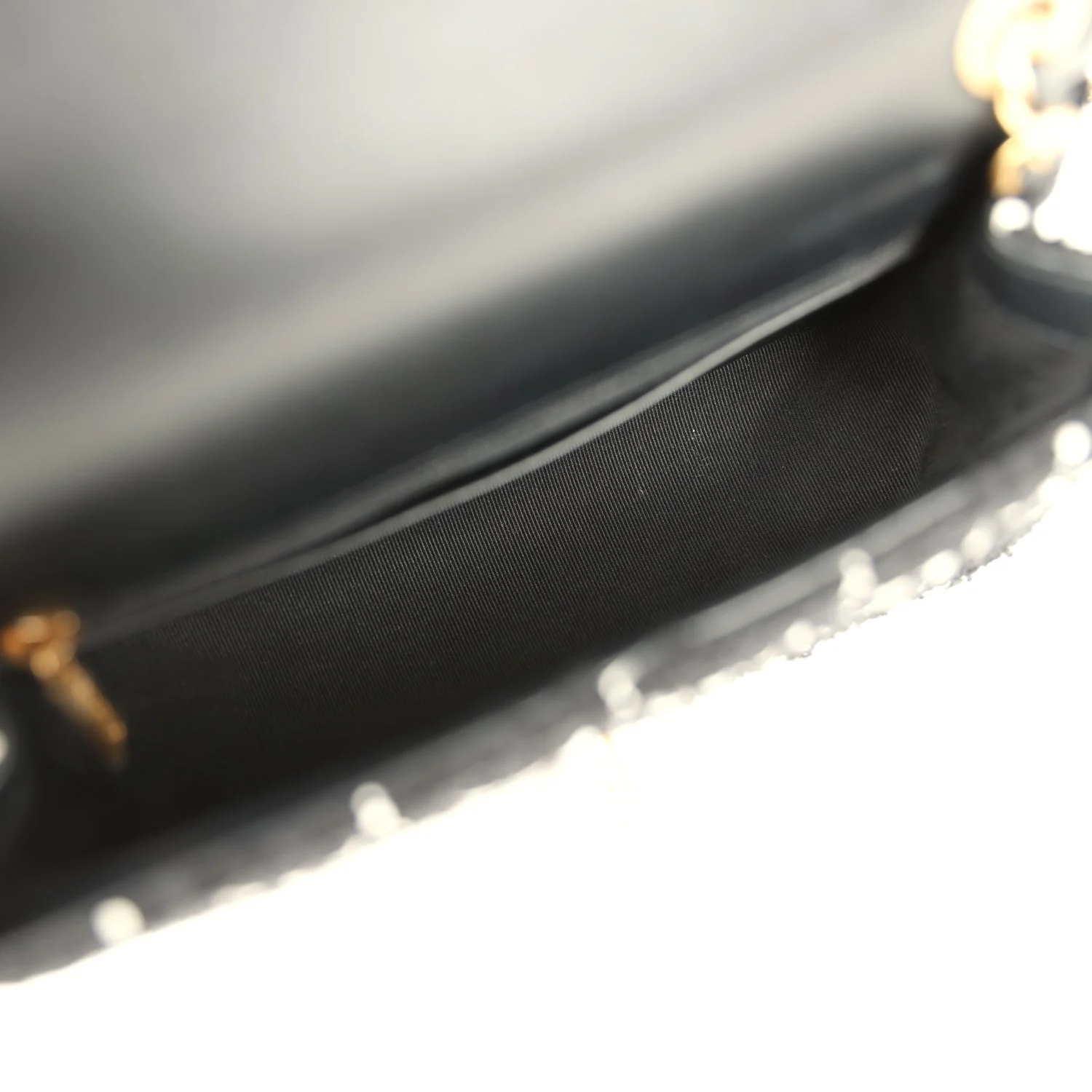 Pre-owned Chanel Mini Pearl Crush Square Flap Bag White and Black Tweed Antique Gold Hardware