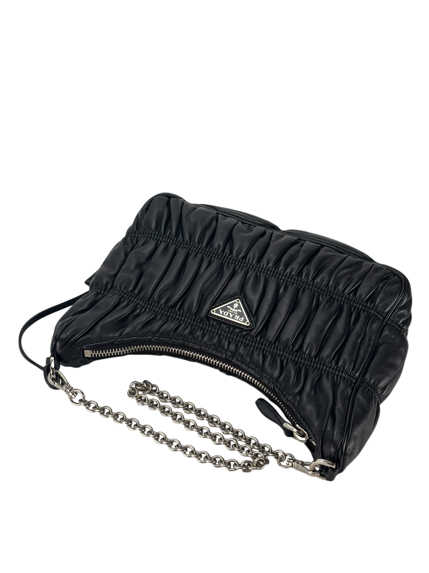 PRADA - Black Leather Re-Edition 2005 Nappa Gaufré Crossbody Bag