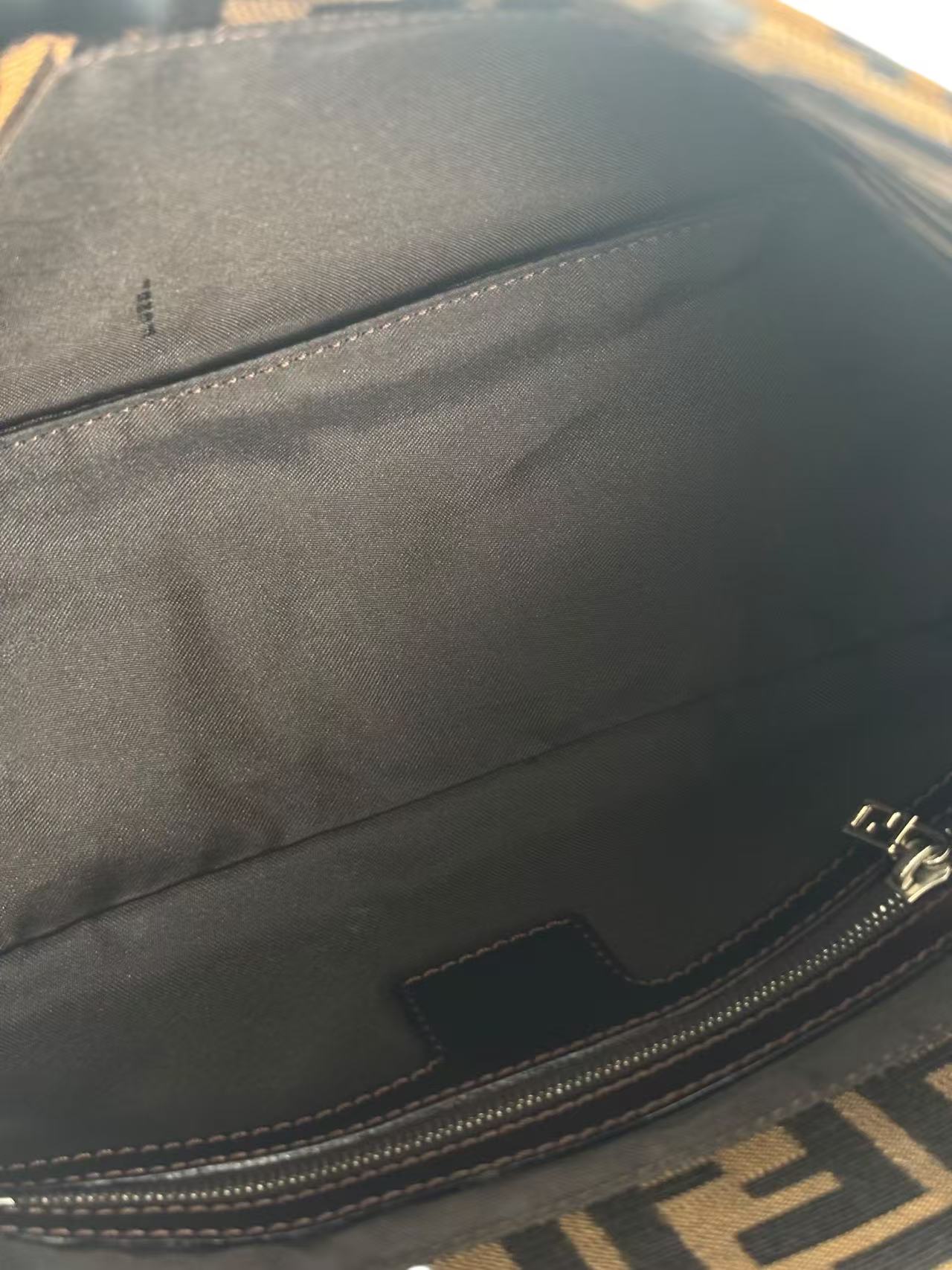 FENDI - Brown Zucca Handbag Silver Hardware