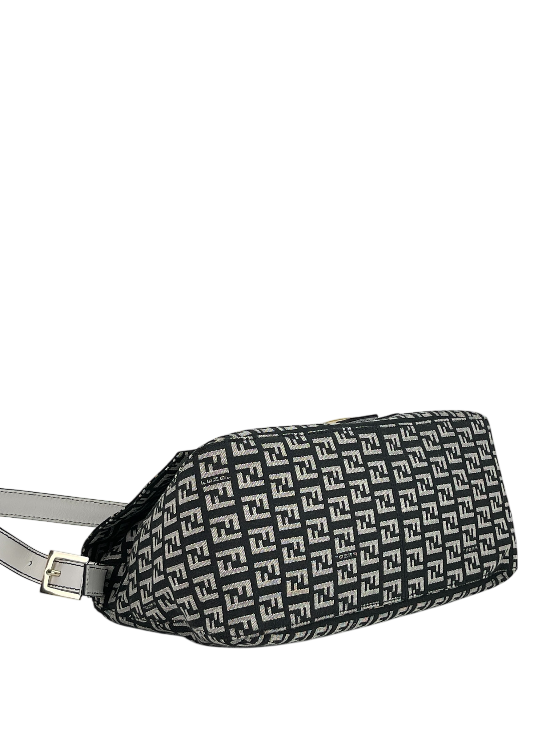 FENDI - Navy Canvas Mamma Baguette Cloth Handbag Gold Hardware