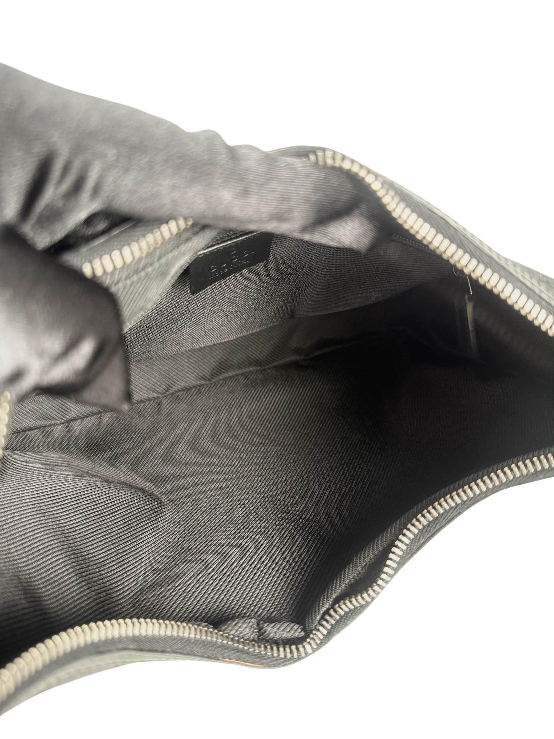 GUCCI - GG Black Canvas Shoulder Hobo Cloth Bag