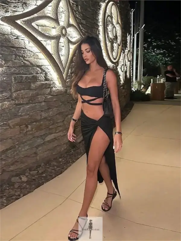 Crop Top with Skirts Beach Outfit