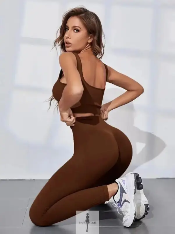 Seamless High Stretch Top with Leggings