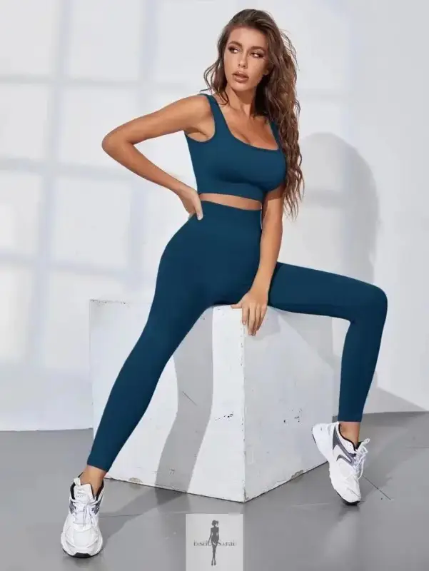 Seamless High Stretch Top with Leggings