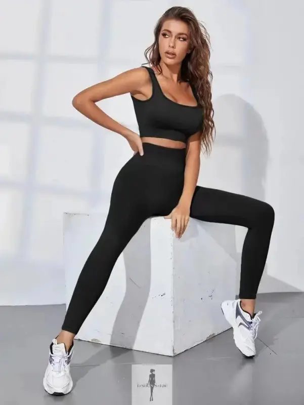 Seamless High Stretch Top with Leggings