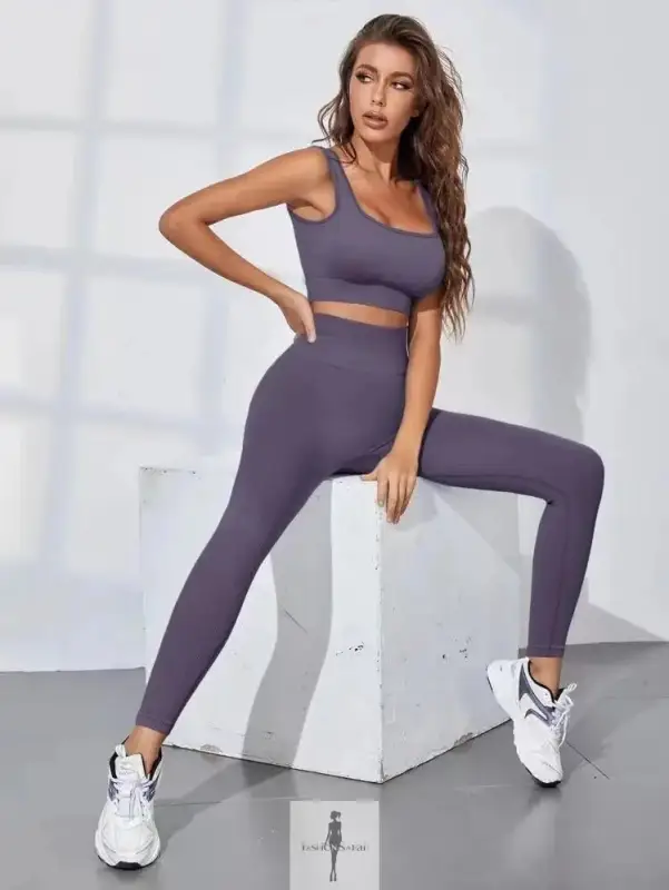 Seamless High Stretch Top with Leggings