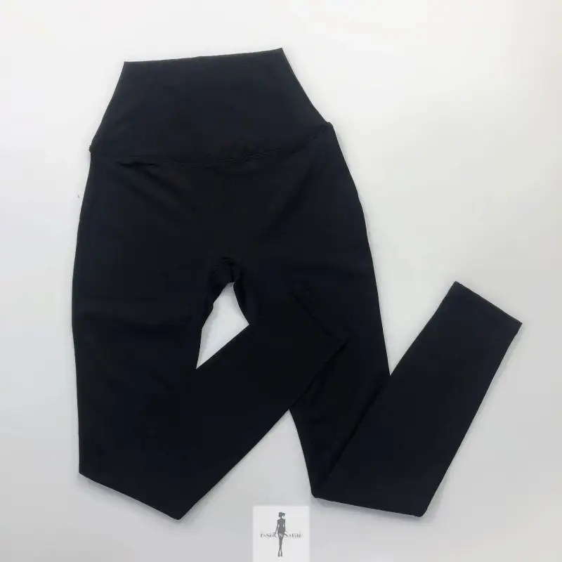 New Pilates Crop Top and Leggings