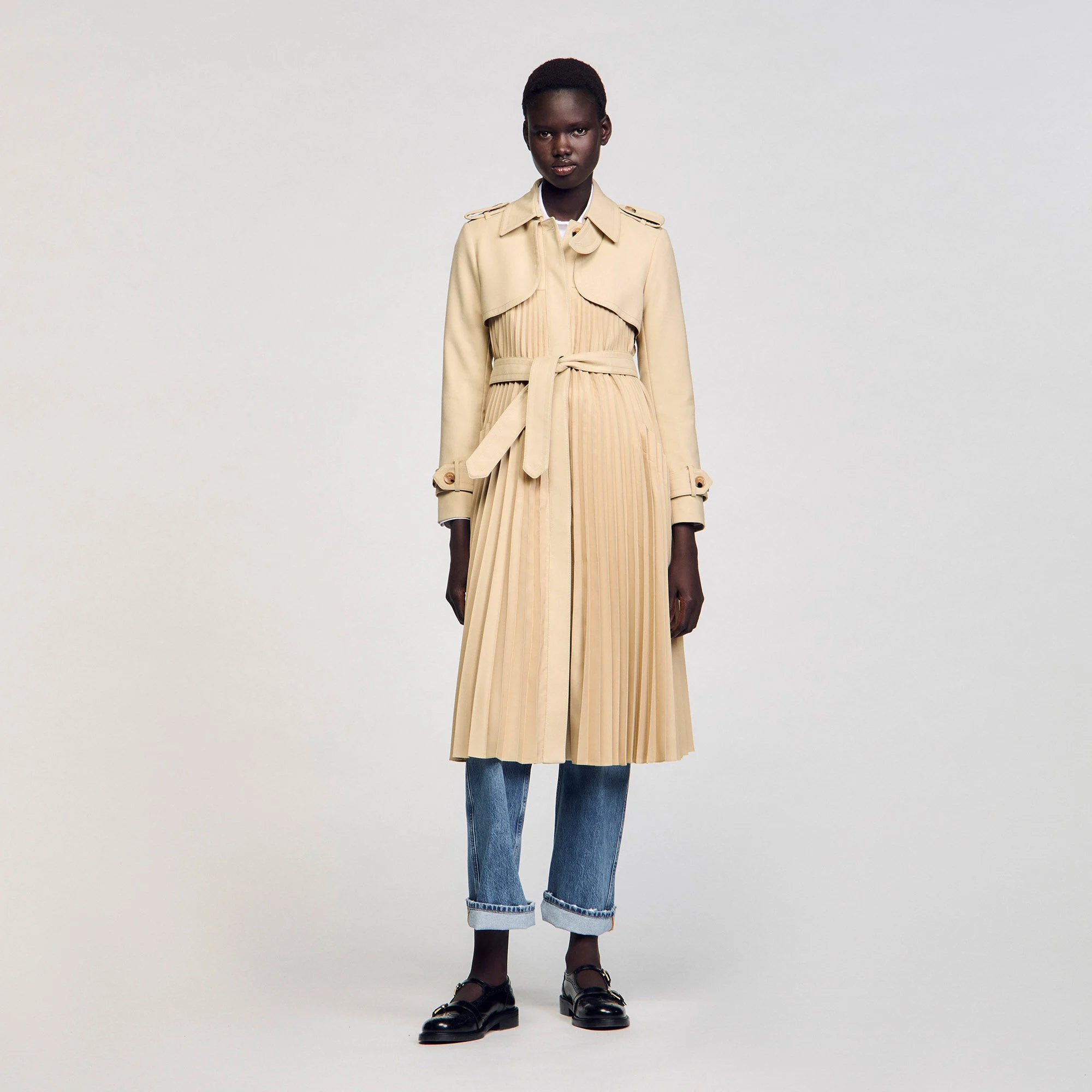 Trench plissé à ceinturer