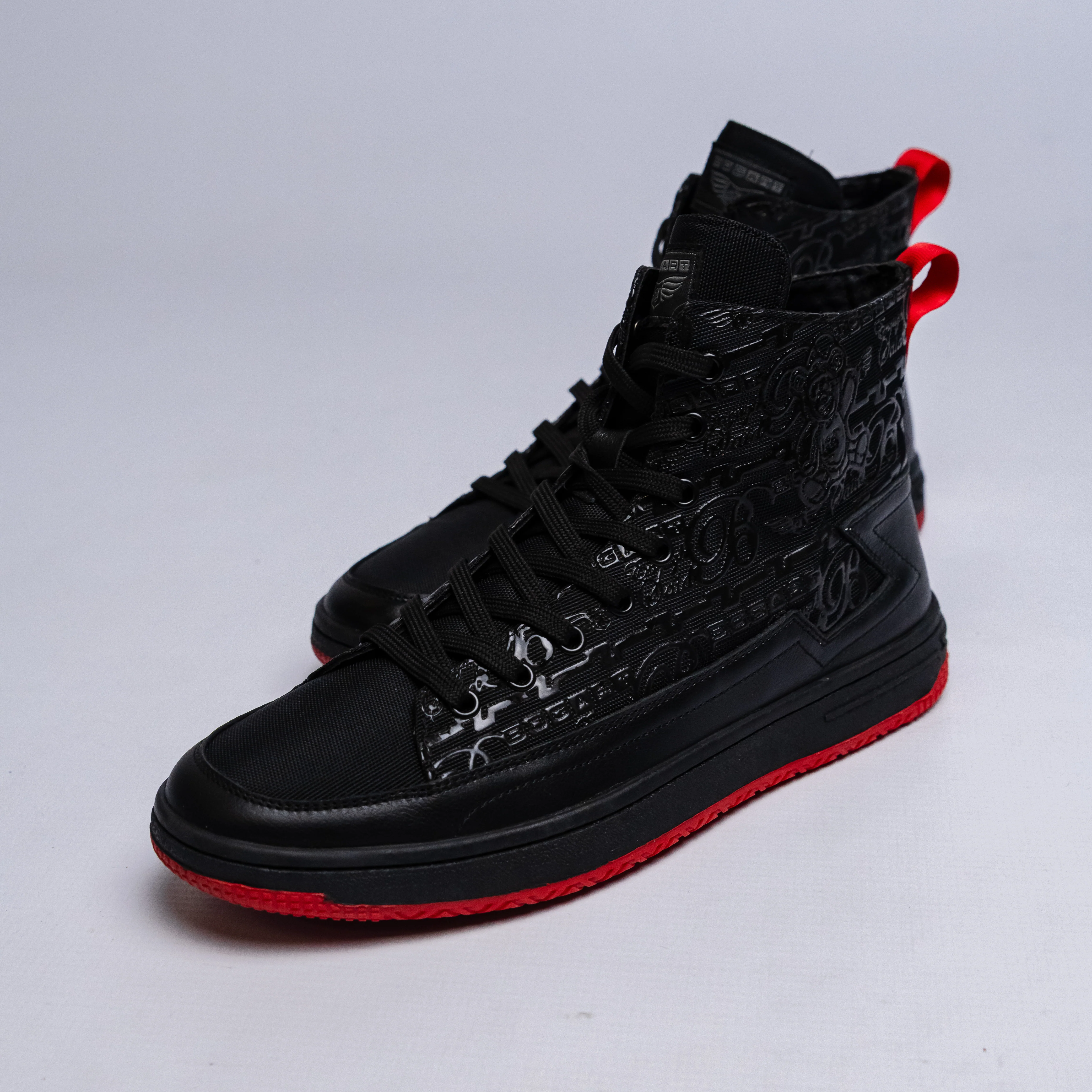 Bogart Original High-Top Sneakers – Black & Red Edition