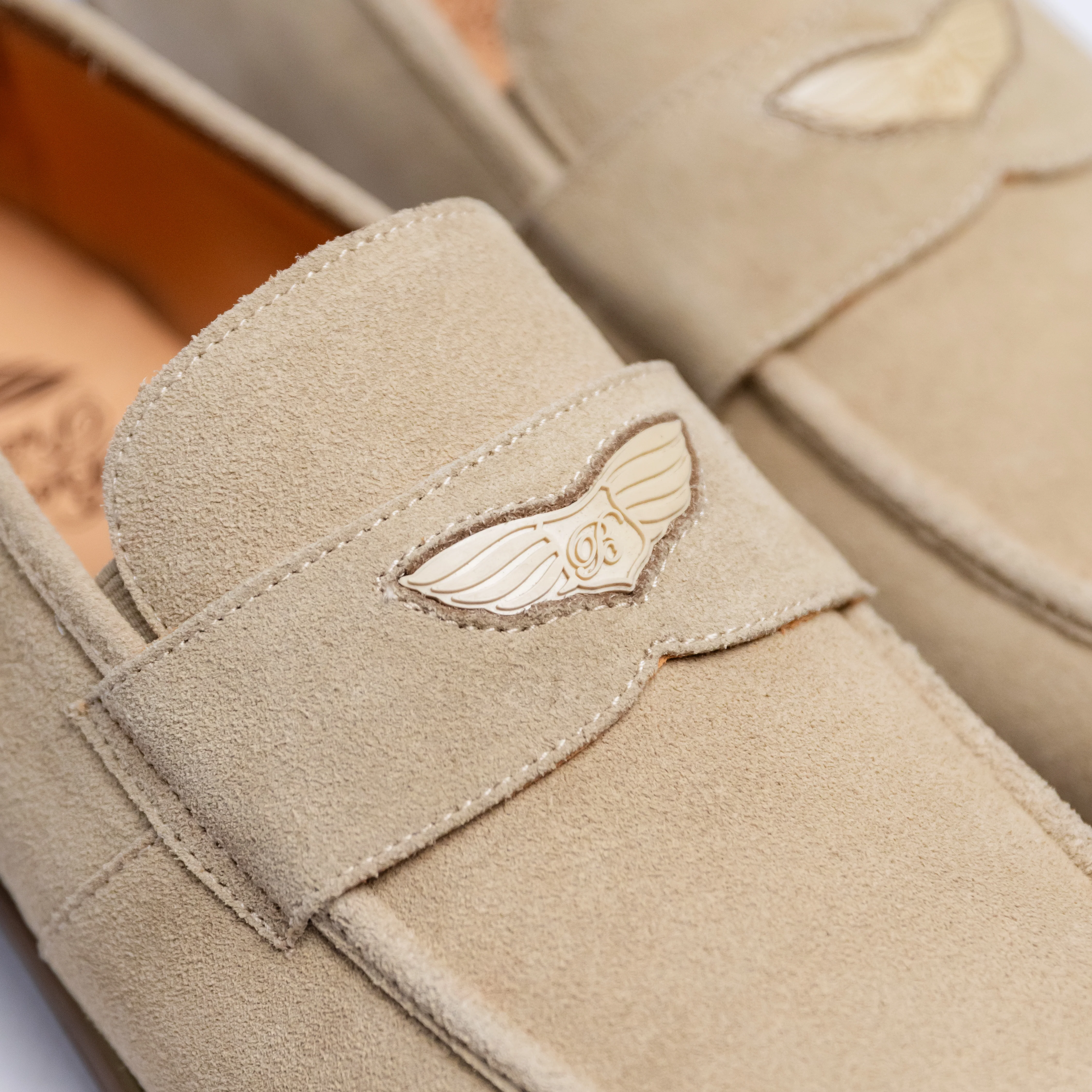 Bogart MAN Suede Crest Loafers