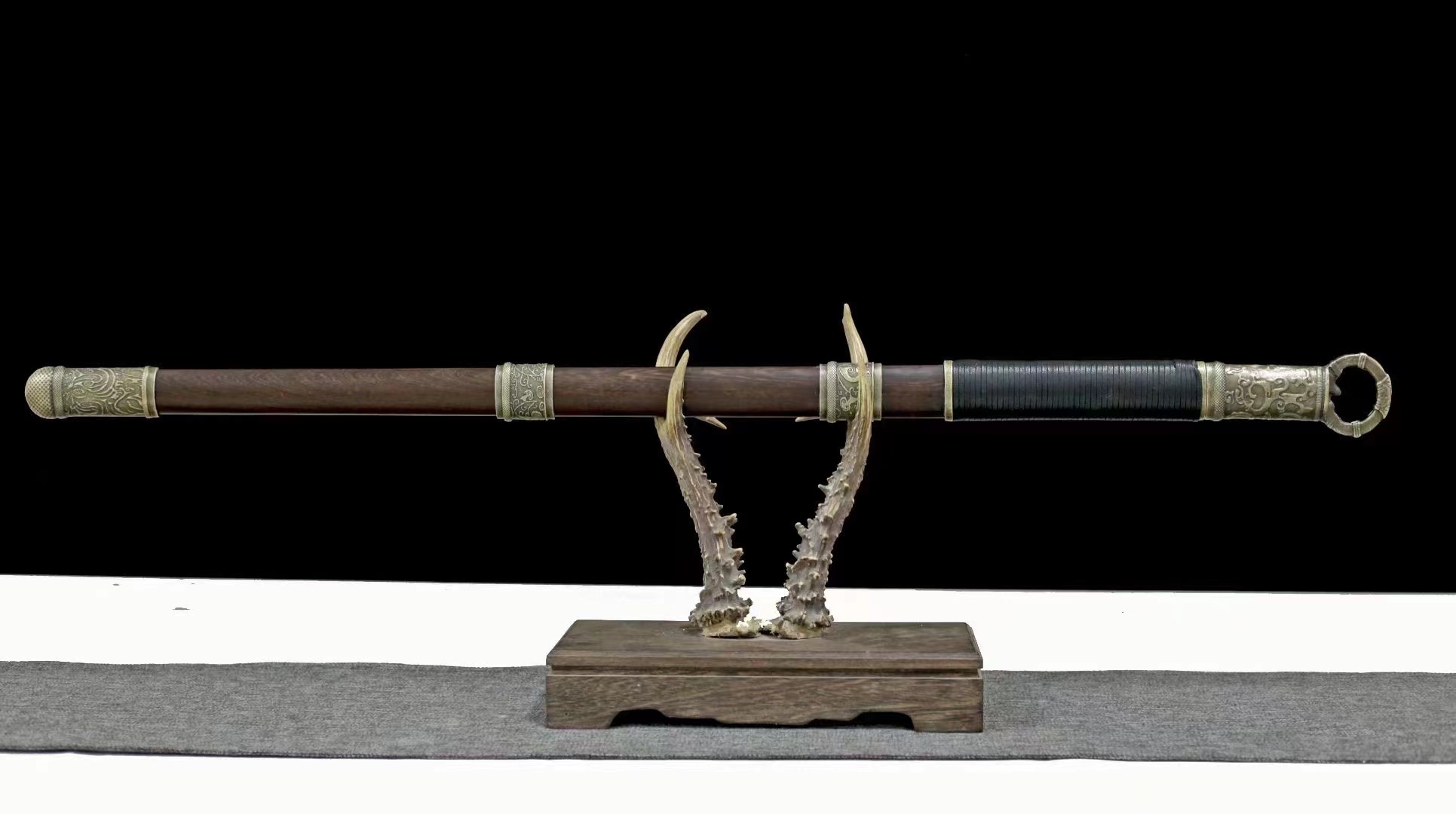 Dragon's Fang - Tangdao (Hidden-Sheath Style)