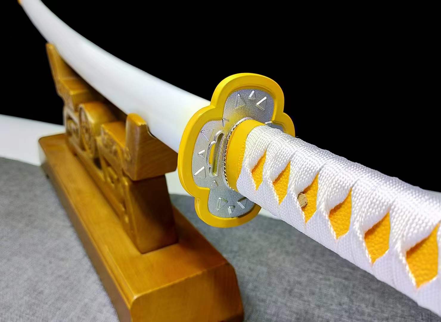 Demon Slayer - Zenitsu Agatsuma