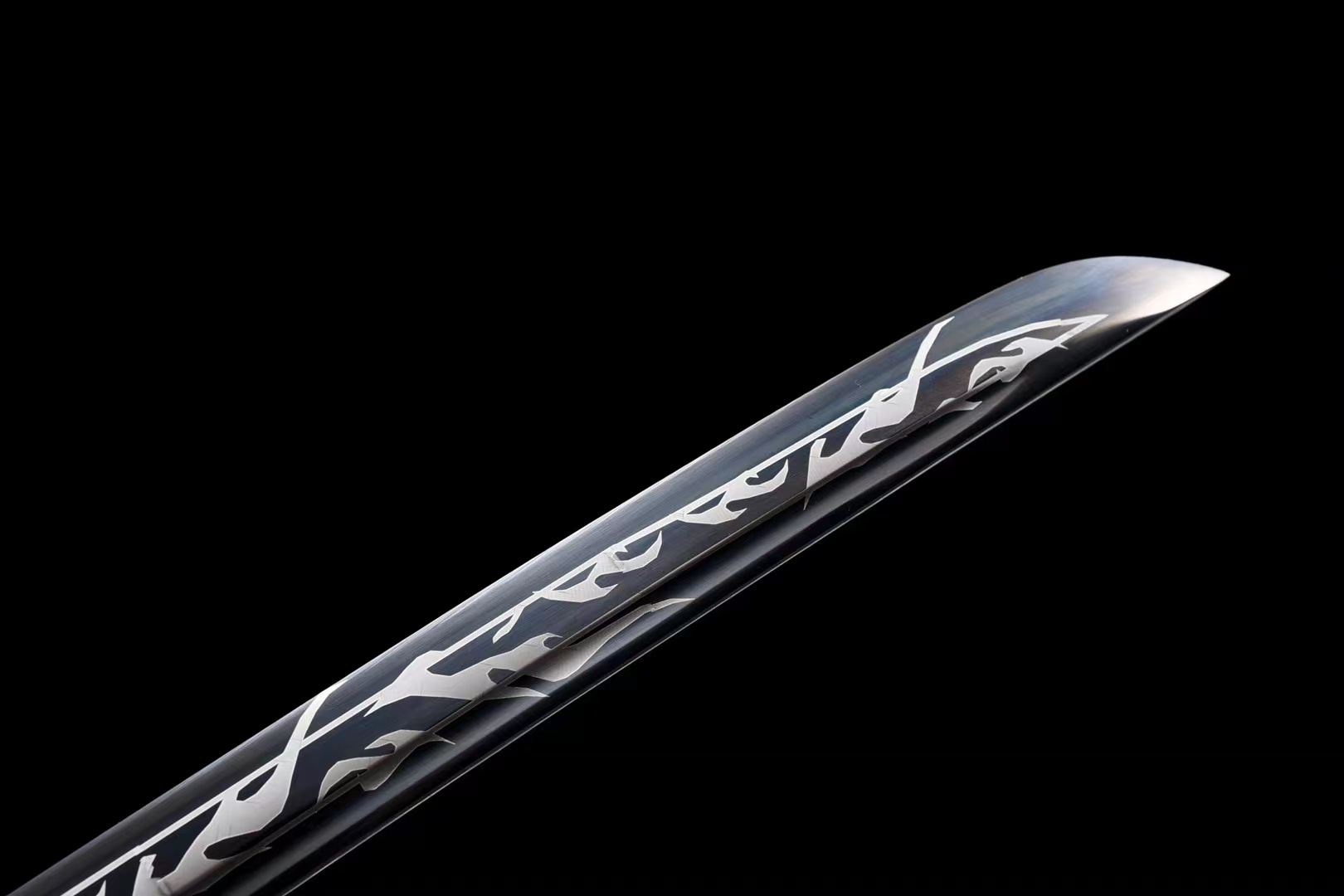 Ghost Thorn》High-Performance Blackened Manganese Steel Sword