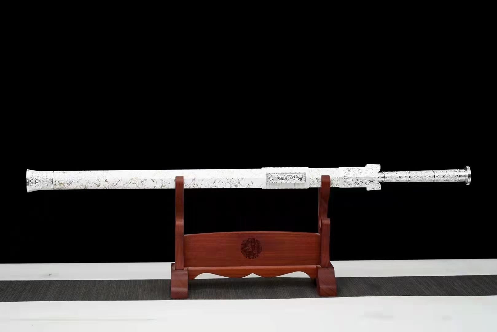 Frostbite Han Sword