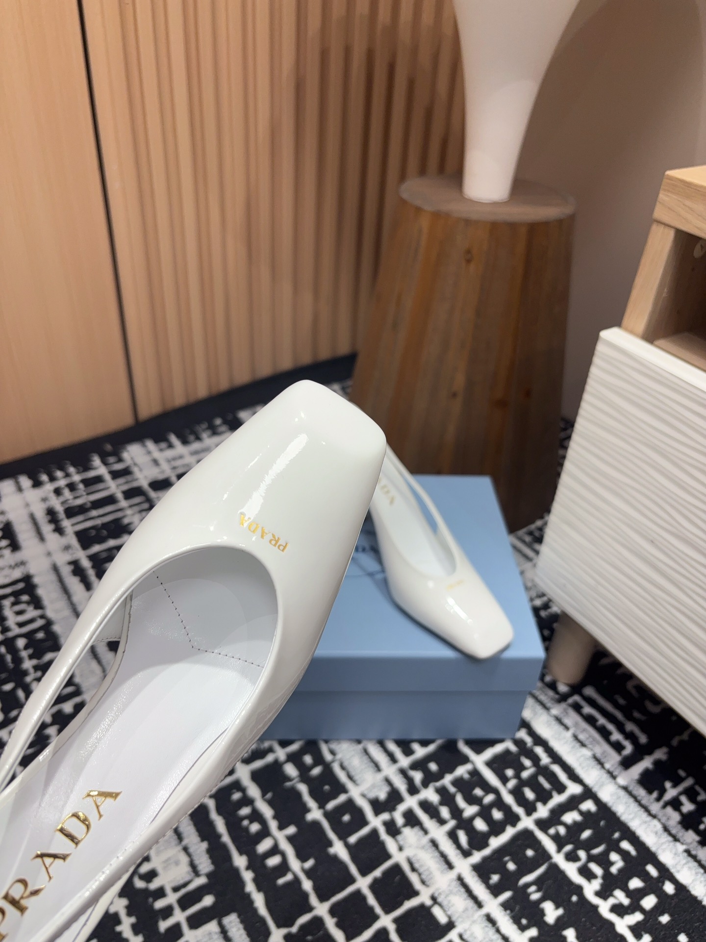 24Ss New Prada Chunky Heel Open-Back Sandals