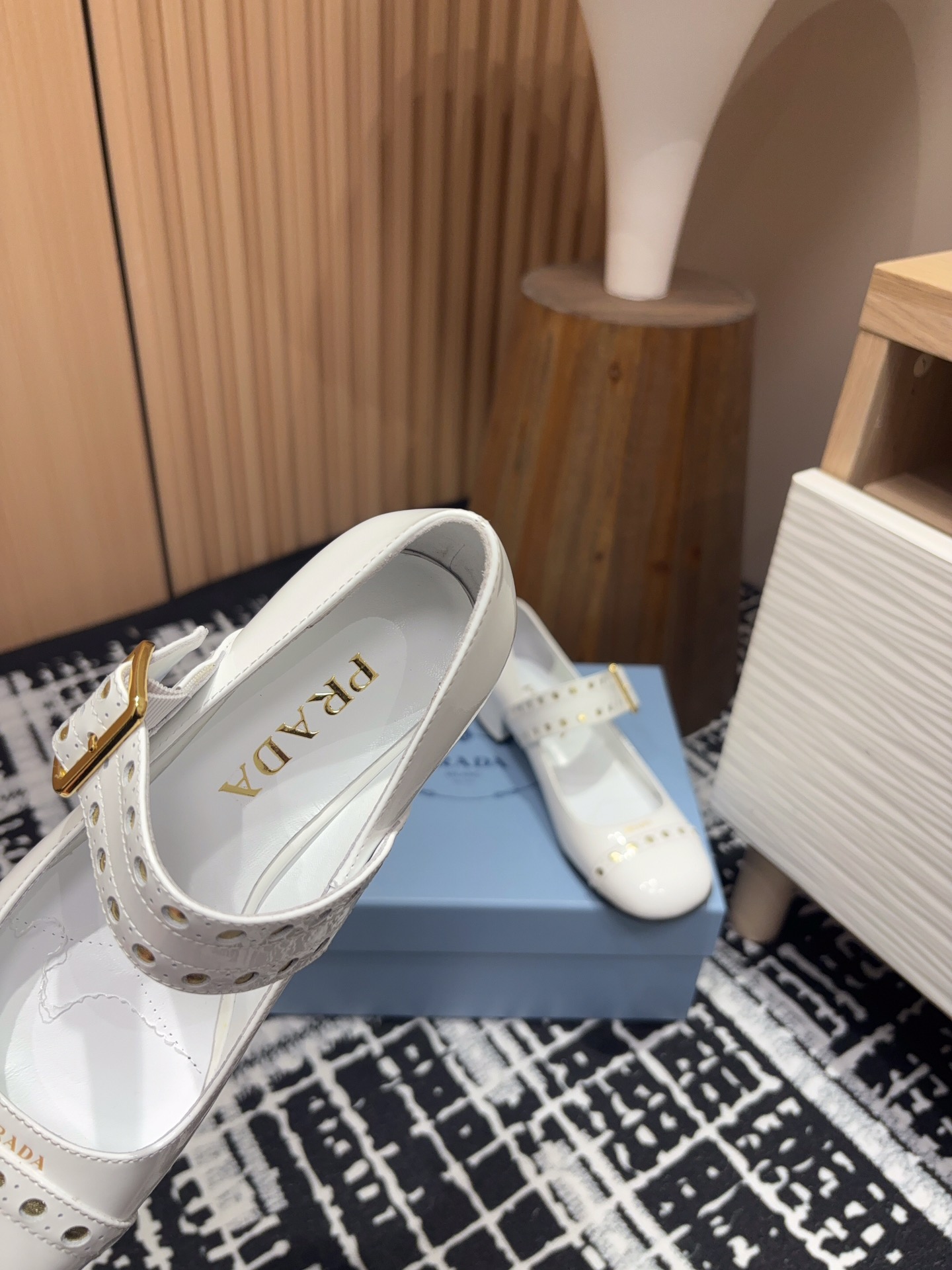 24Ss New Prada Mary Jane Chunky Heel Pumps