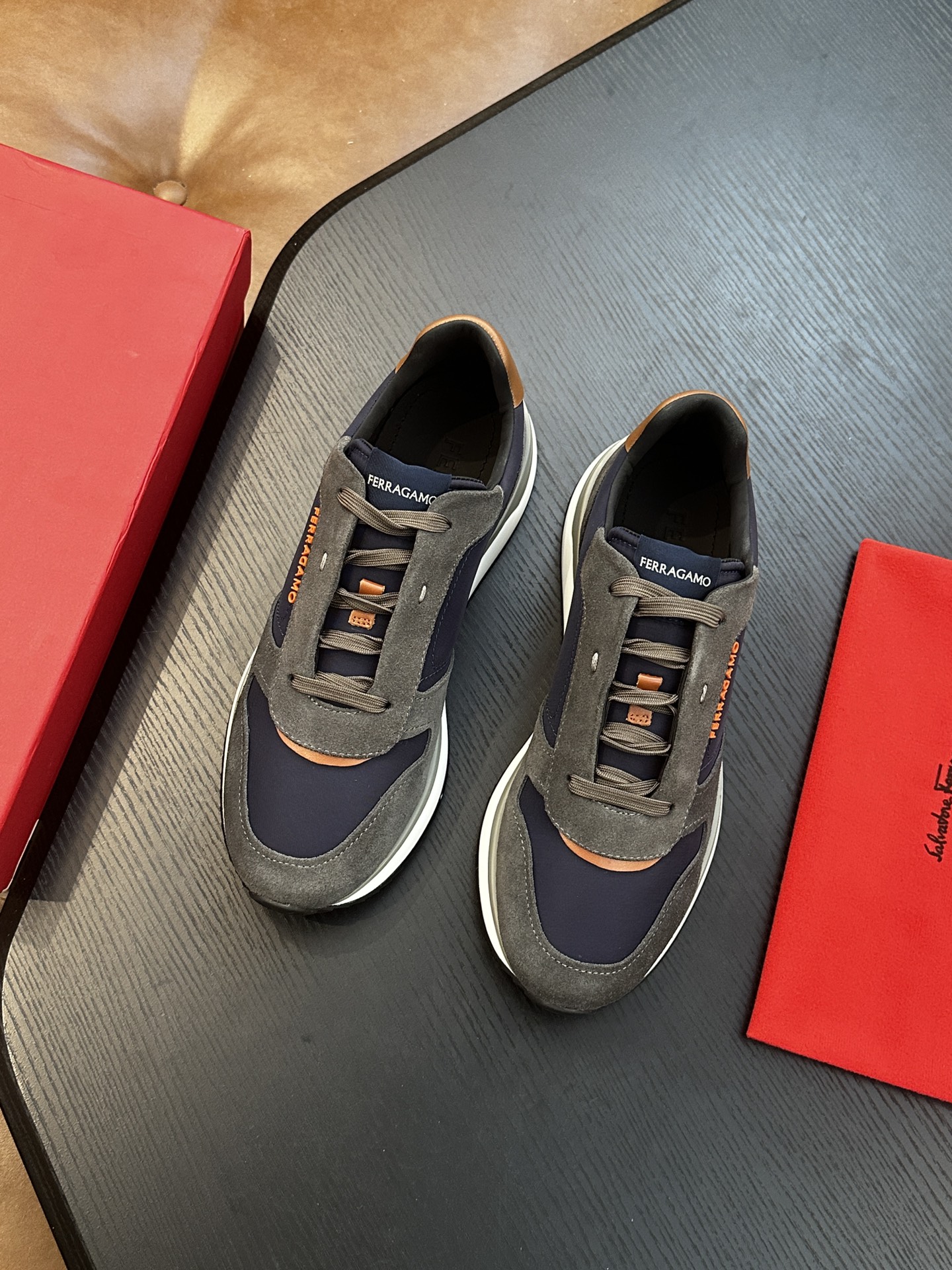 Ferragamo New Men's Business Leather Shoes