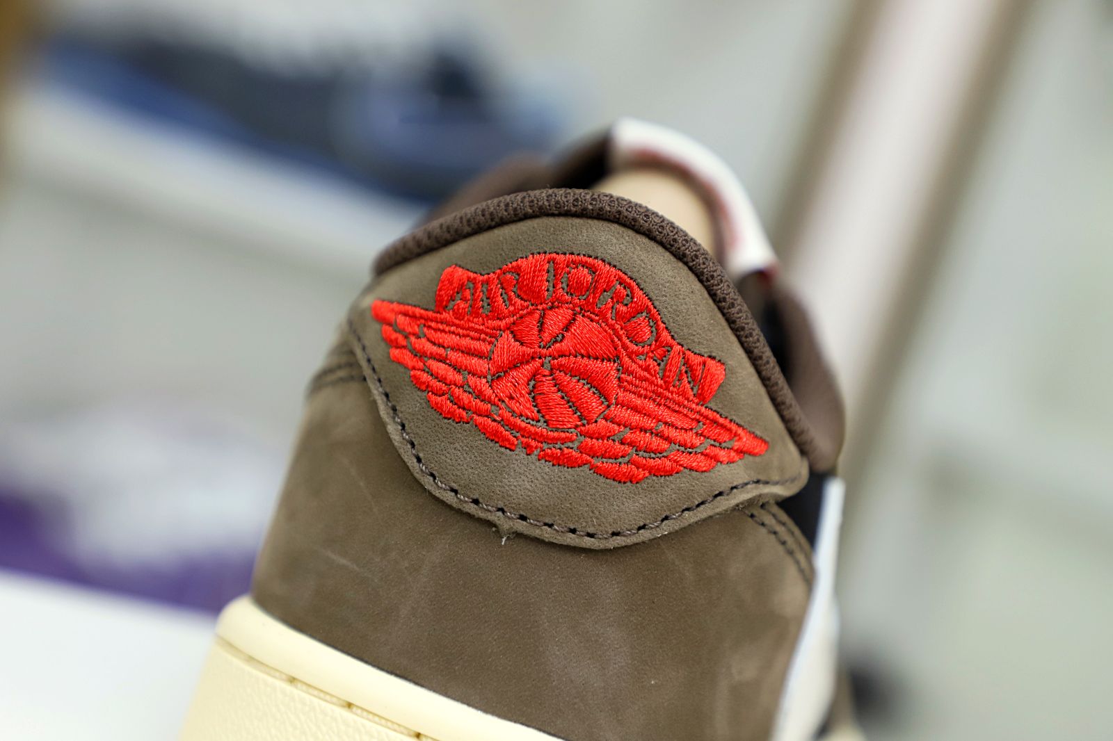 Unisex  Low OG Sneakers