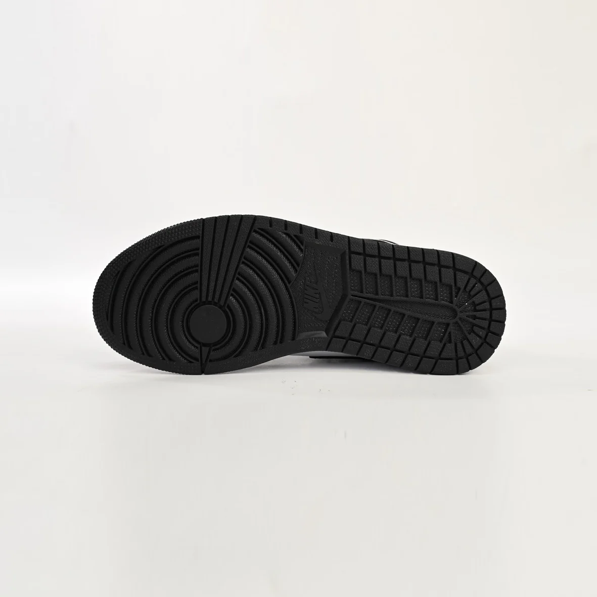 Nike Air Jordan 1 Retro High OG Black White