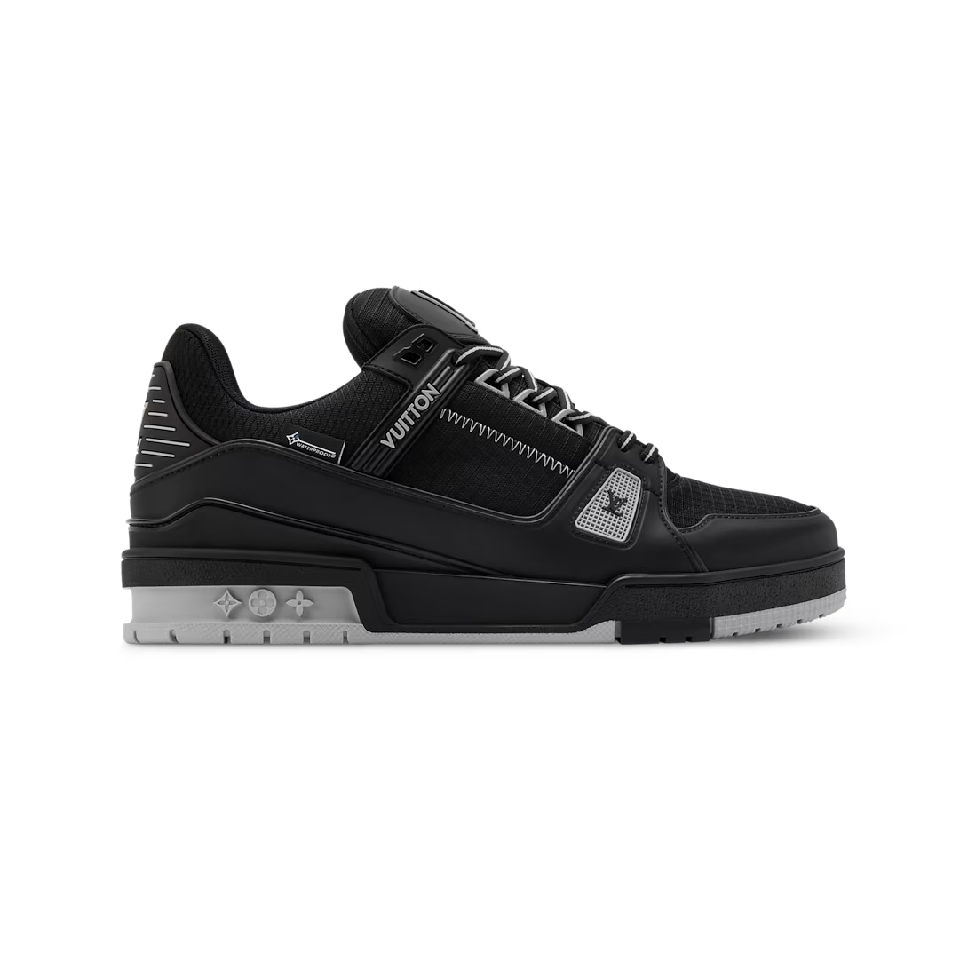 Louis Vuitton Trainer Black 1AJATF