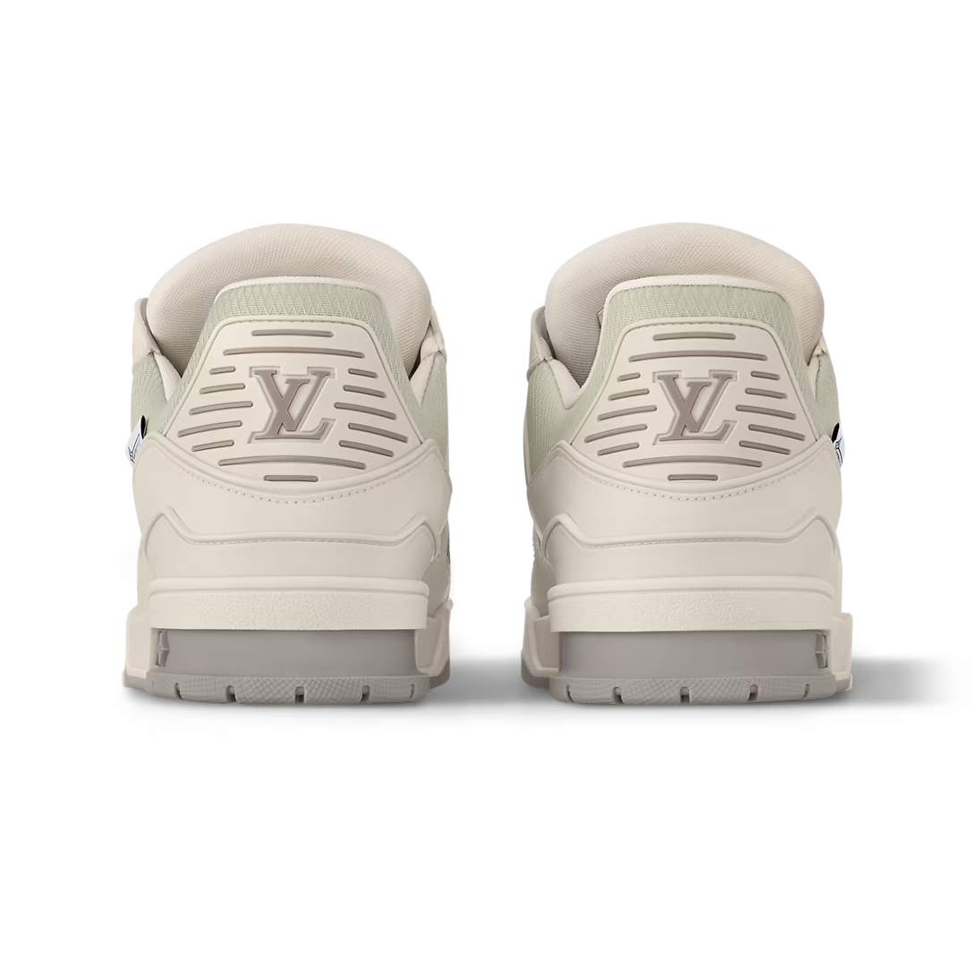 Louis Vuitton Trainer Gray 1AJATZ