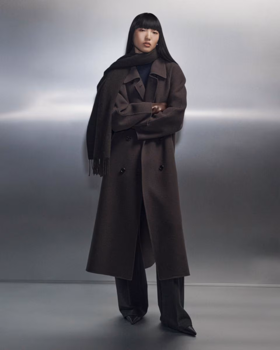 Long Double-Breasted Coat in Textured Wool-Cashmere