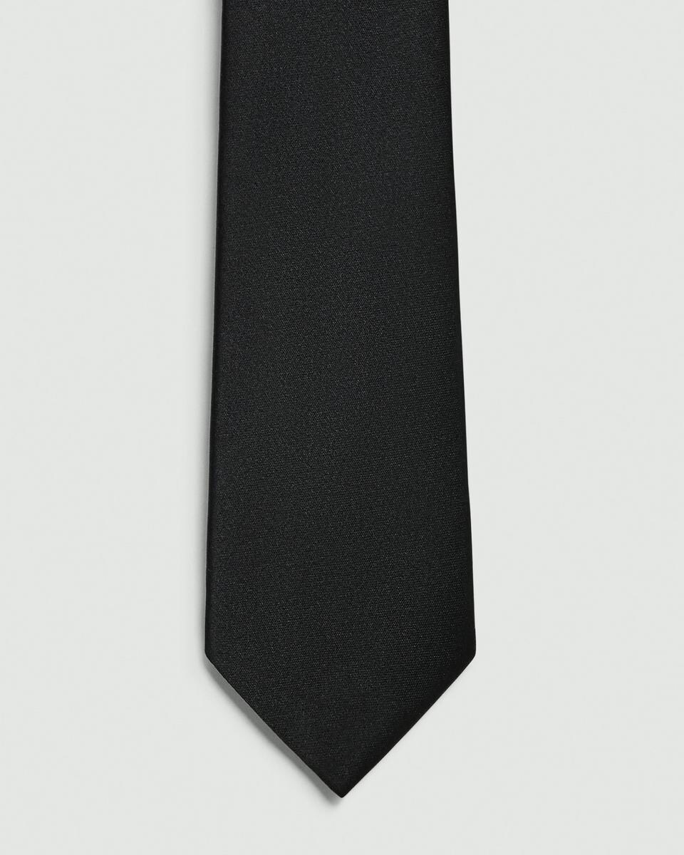 Roadster Tie in Solid Silk