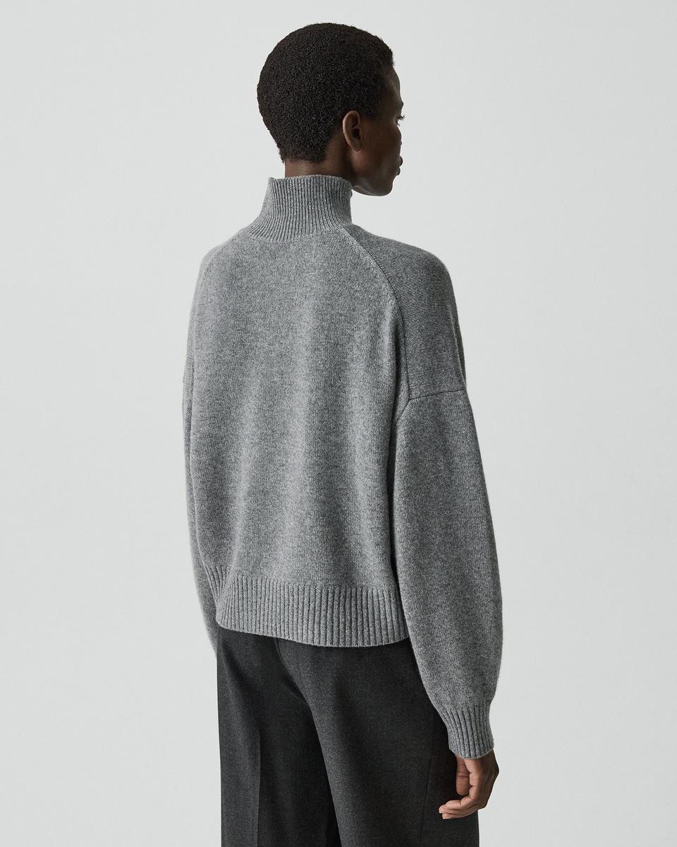 Cropped Turtleneck in Cashmere