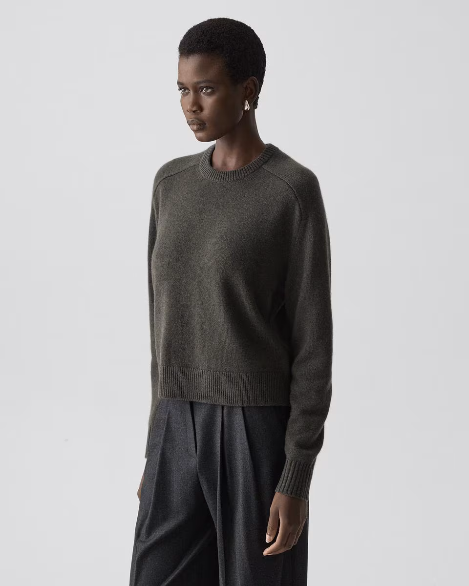 Cropped Crewneck Sweater in Cashmere