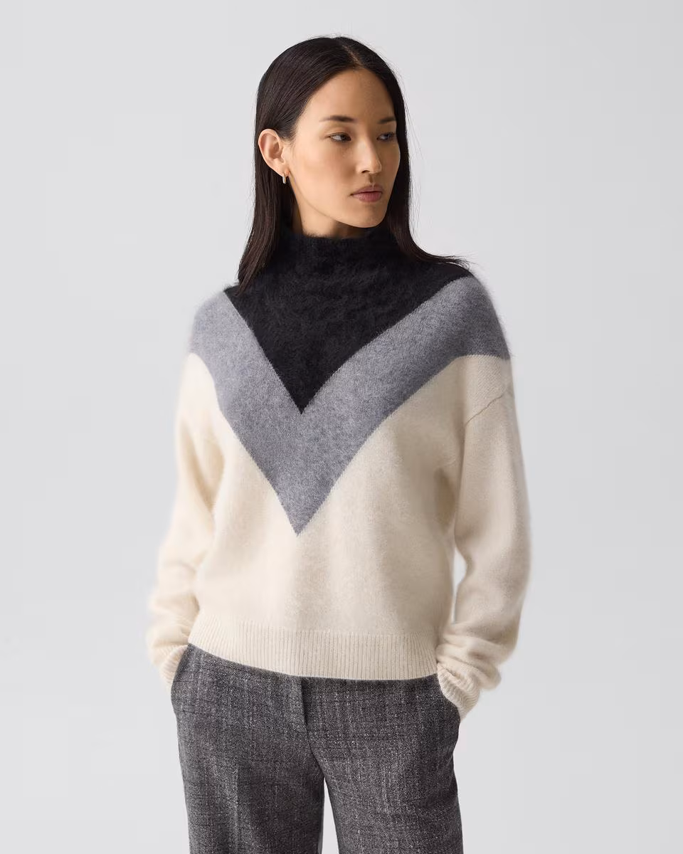 Chevron Turtleneck Sweater in Airy Cashmere
