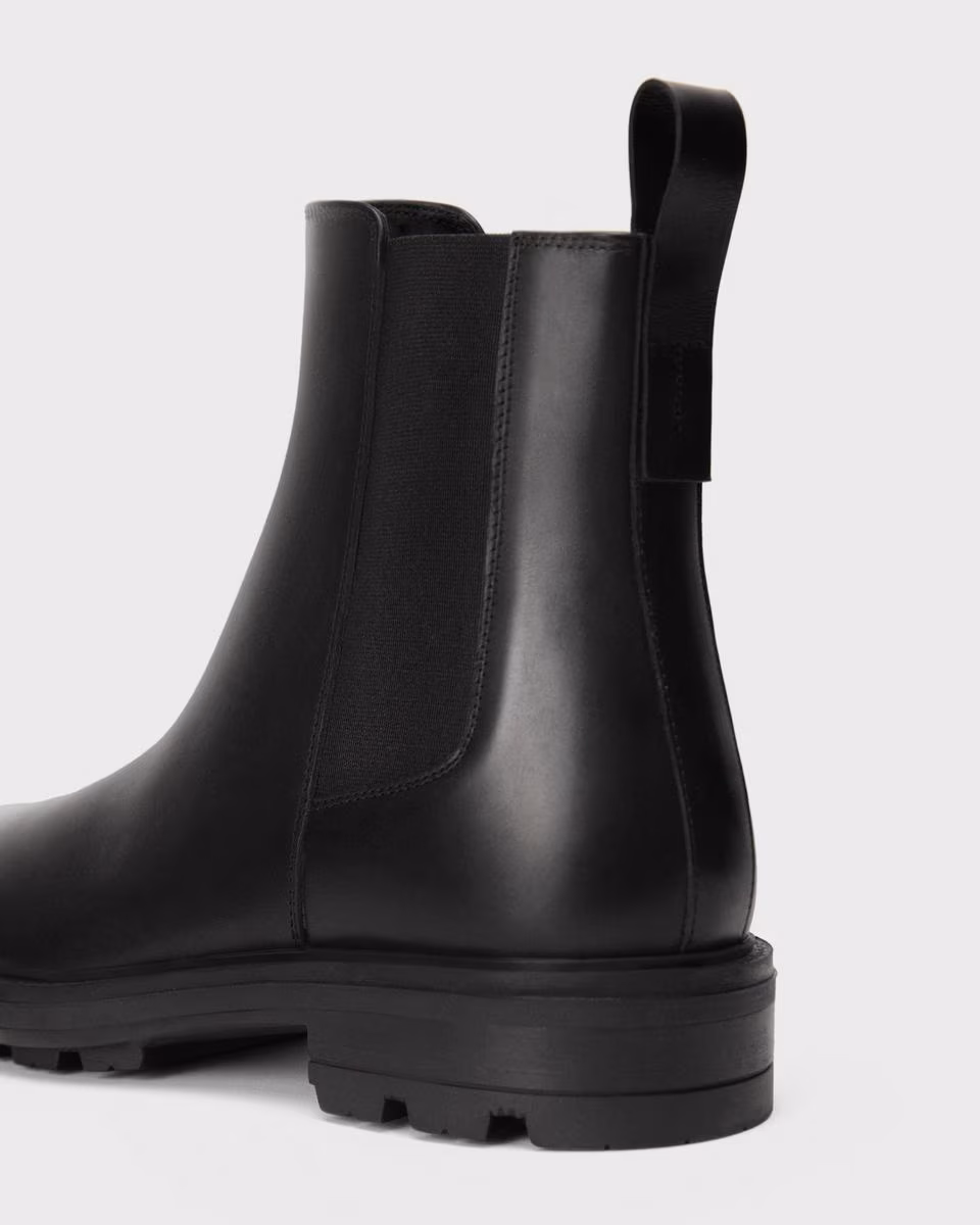 Chelsea Boot in Leather