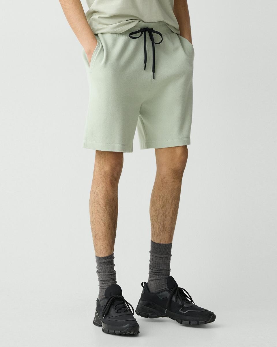 Sweat Short in Light Bilen