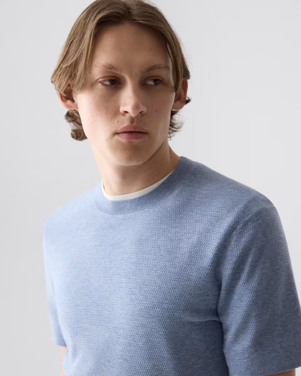 Soris Tee in Light Bilen