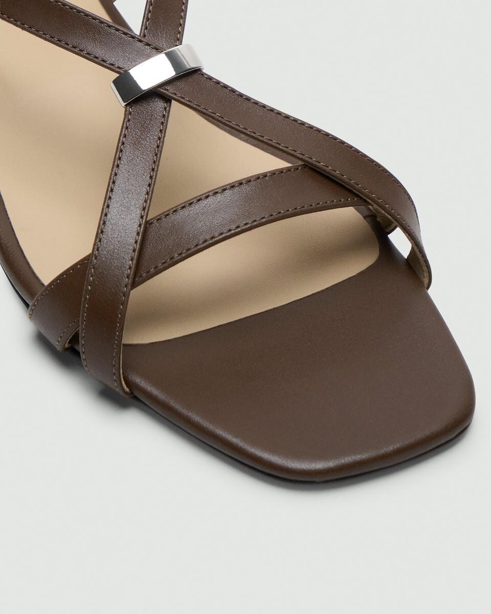 Ring Sandal in Leather
