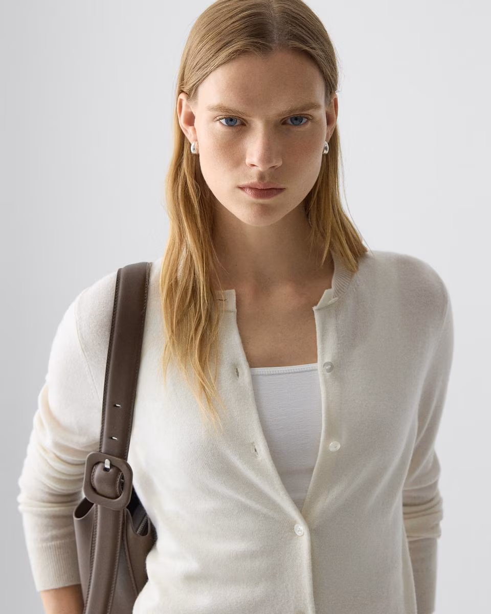 Crewneck Cardigan in Cashmere