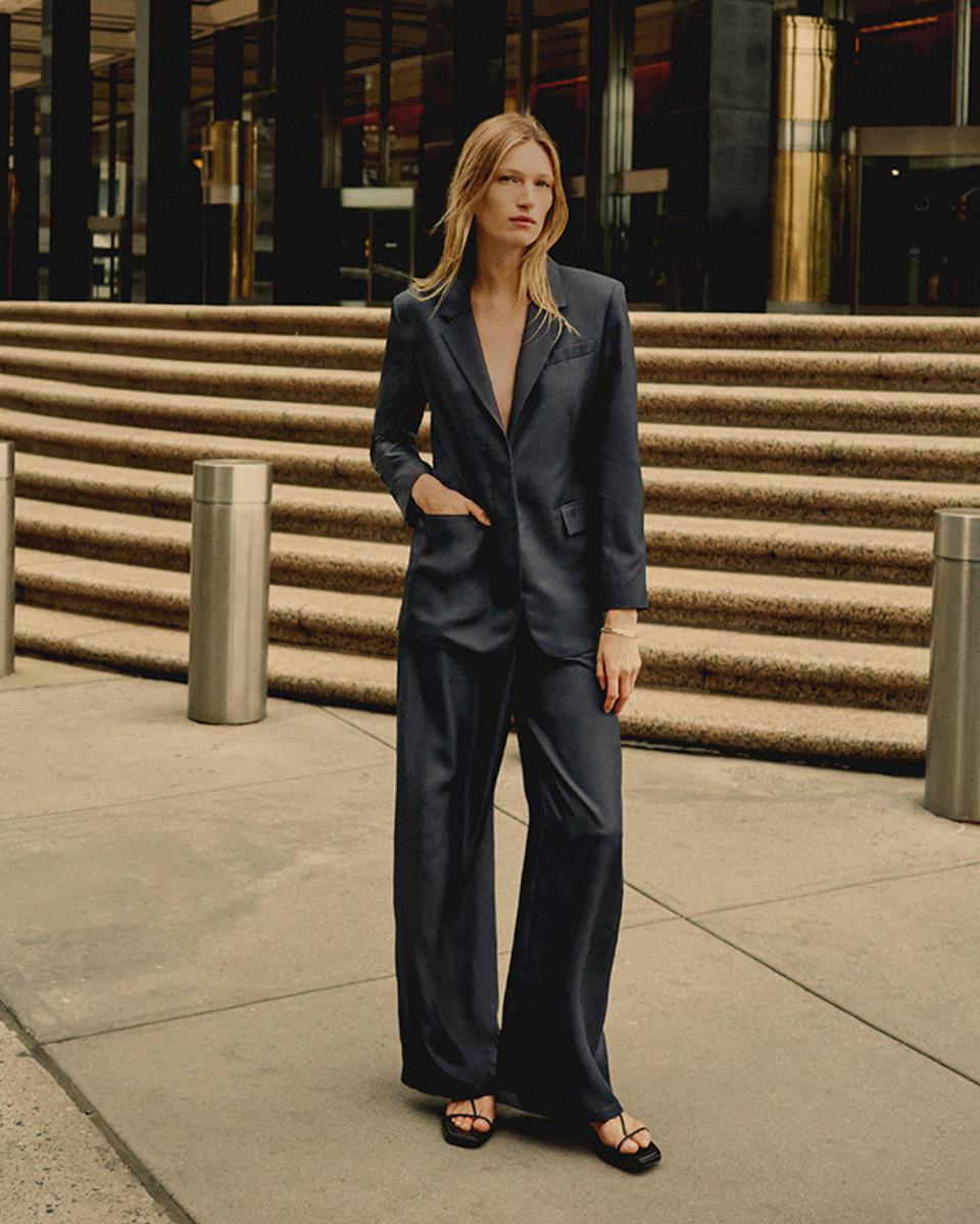 Pull-On Track Pant in Mod Silk Twill