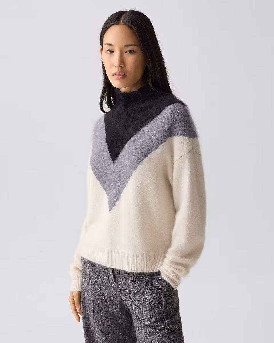 Chevron Turtleneck Sweater in Airy Cashmere