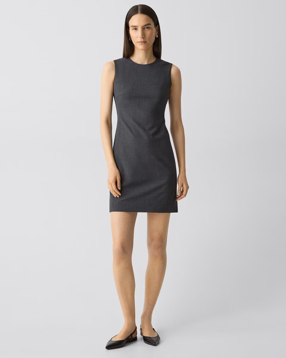 Sleeveless Fitted Dress in Good Wool