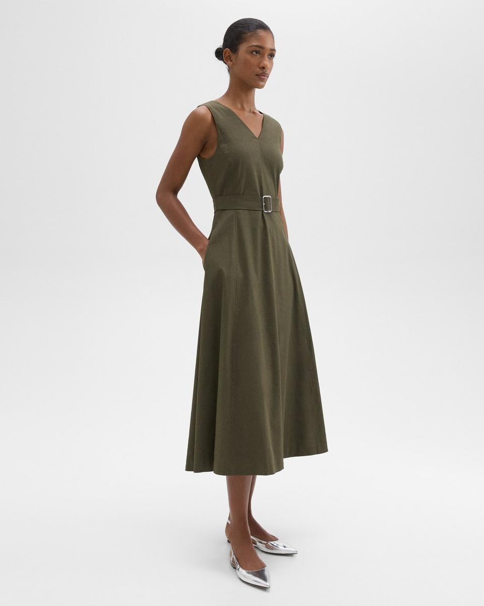 V-Neck Volume Dress in Good Linen
