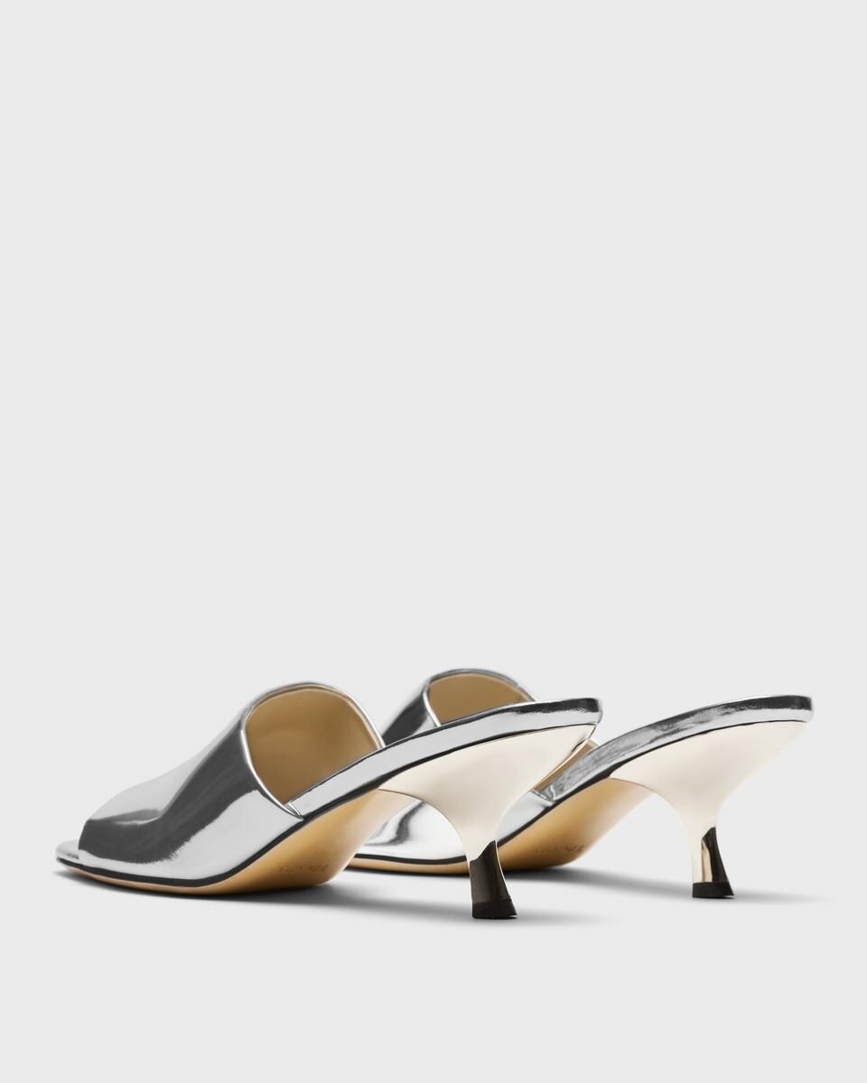 Mule Sandal in Metallic Leather