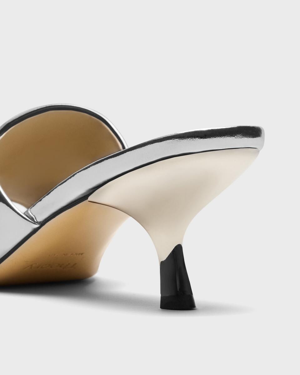 Mule Sandal in Metallic Leather