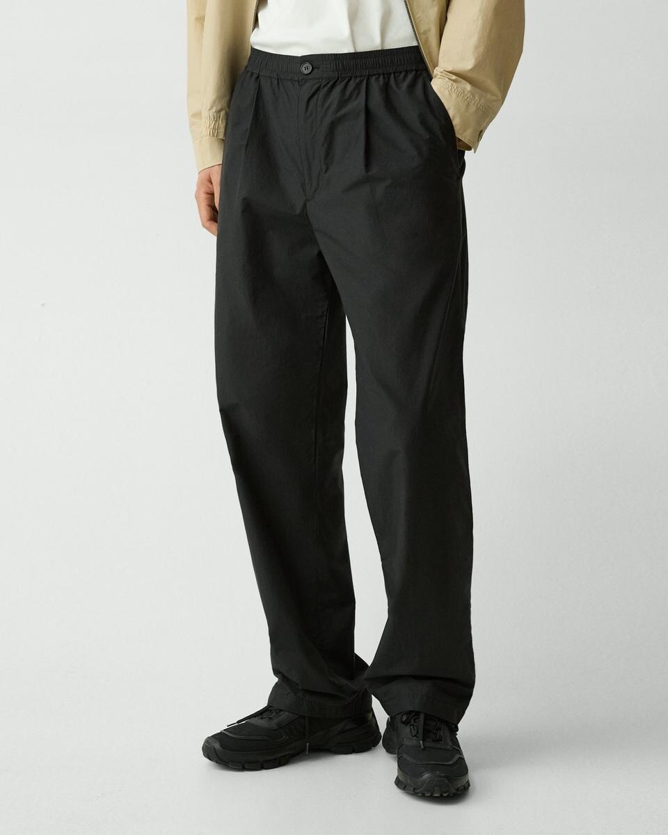 Pleated Drawstring Pant in Cotton-Blend