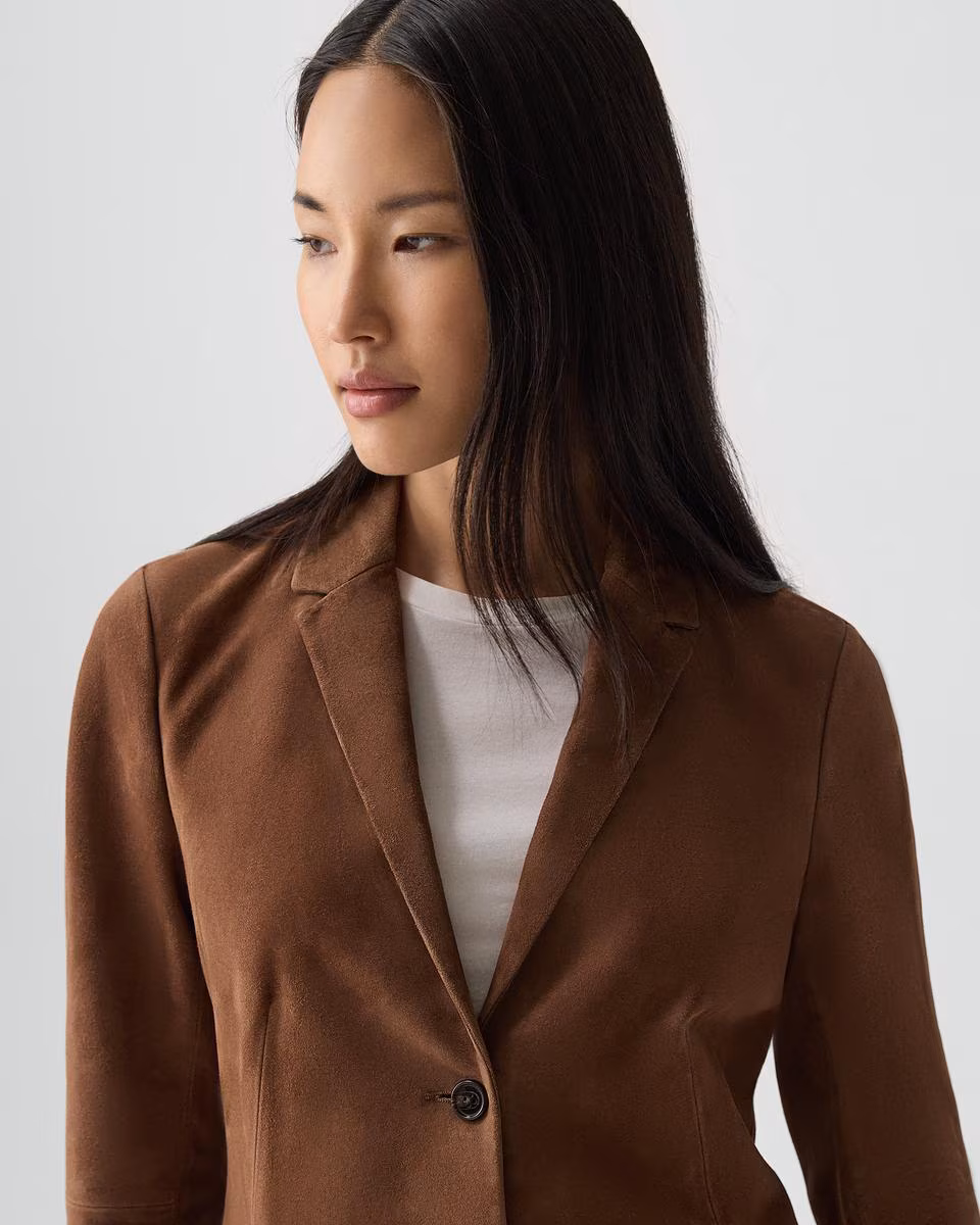 Fitted Blazer in Suede