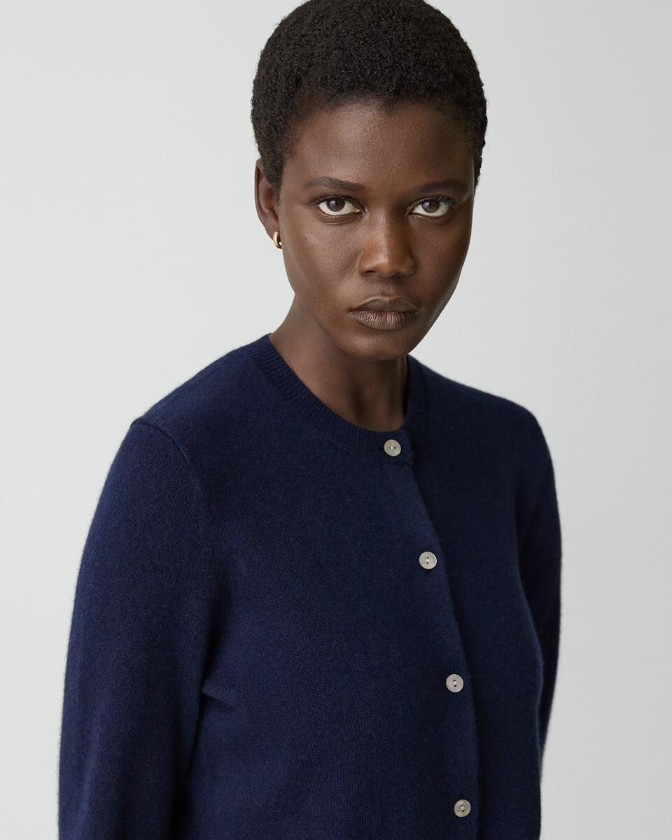 Crewneck Cardigan in Cashmere